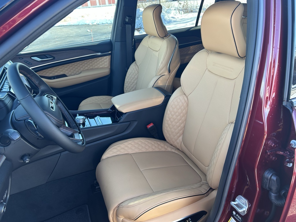 new 2025 Jeep Grand Cherokee L car, priced at $63,175