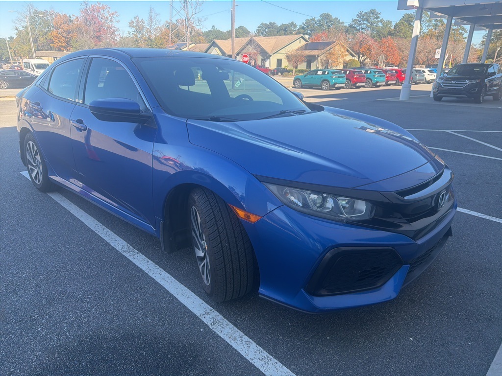 2018 Honda Civic Hatchback LX's photo