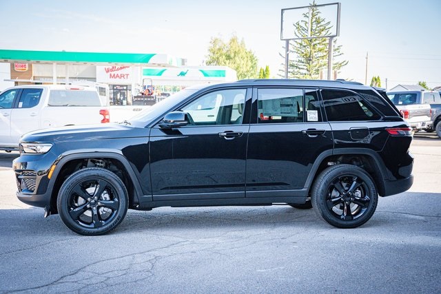 New 2025 Jeep Grand Cherokee SUV