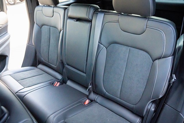 New 2025 Jeep Grand Cherokee SUV