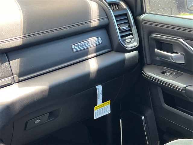 2025 Ram 2500 Laramie photo 14