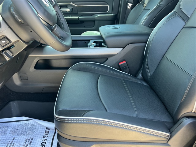 2025 Ram 2500 Laramie photo 18