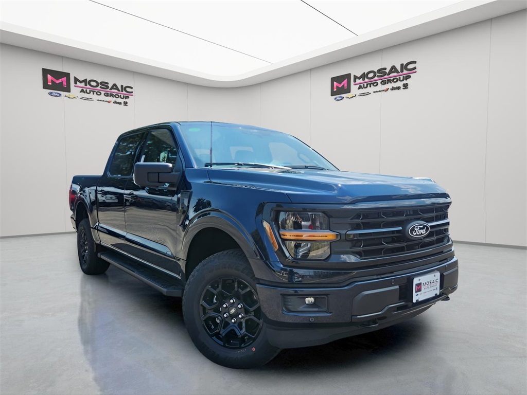 New 2025 Ford F-150 XLT Trucks