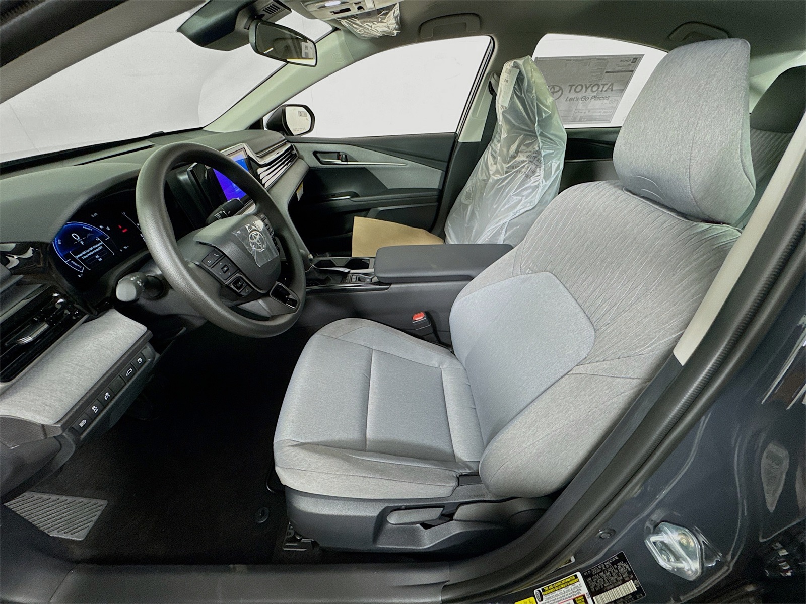 2026 Toyota Camry LE photo 11