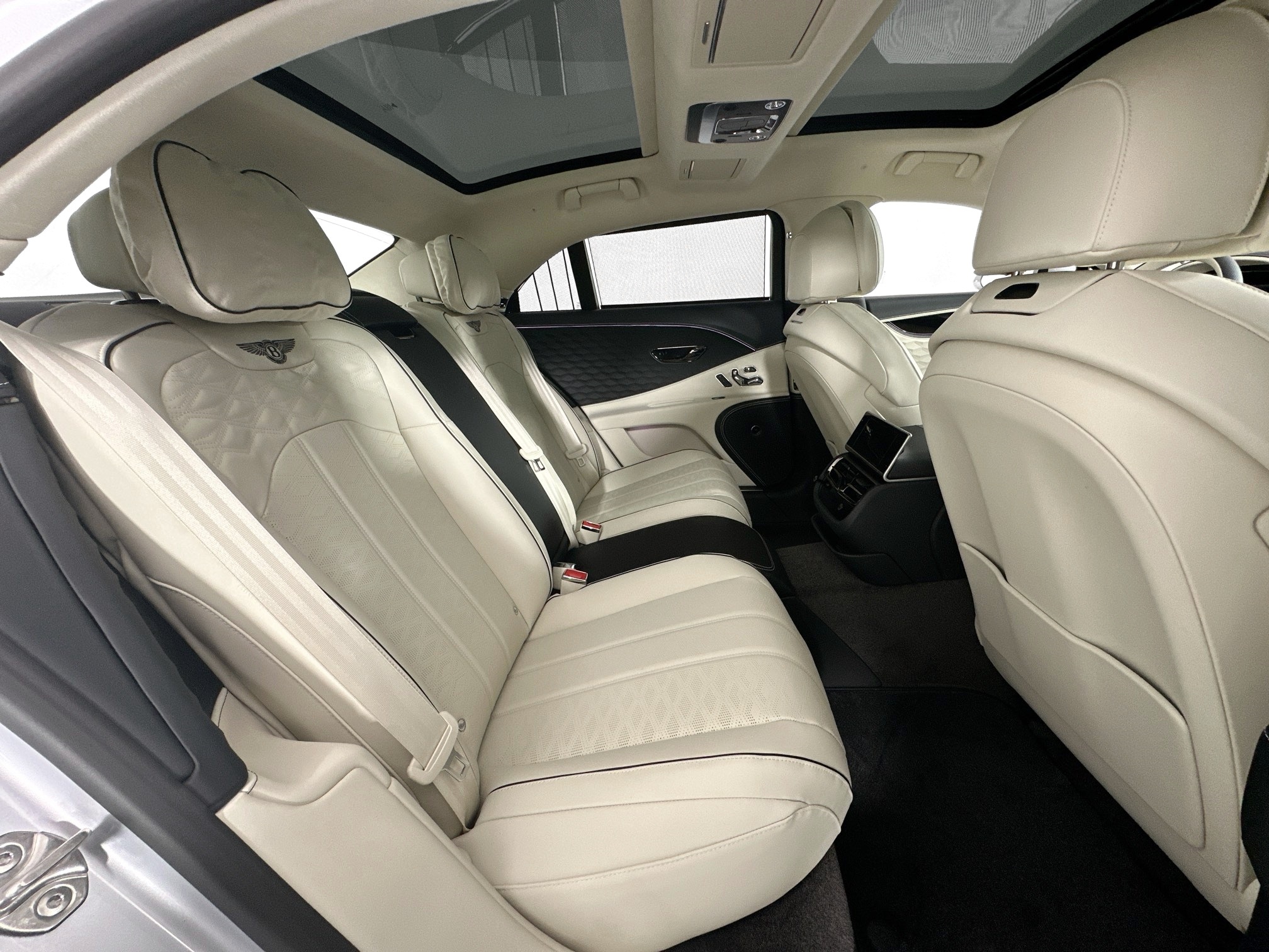 new 2025 Bentley Flying Spur car