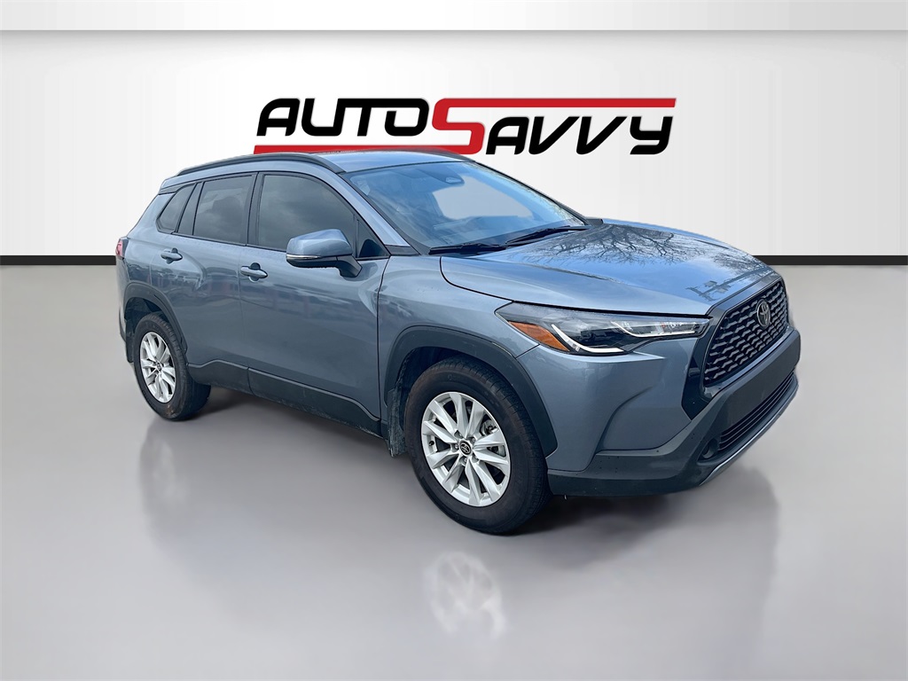 2024 Toyota Corolla Cross LE