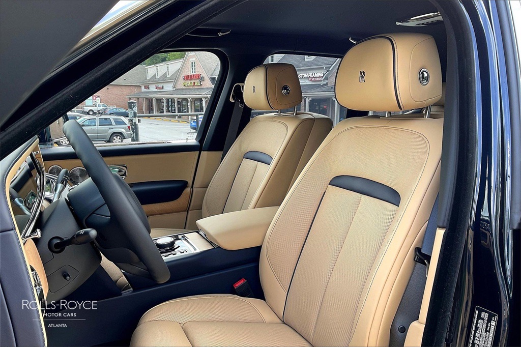 2025 Rolls-Royce Cullinan AWD SUV