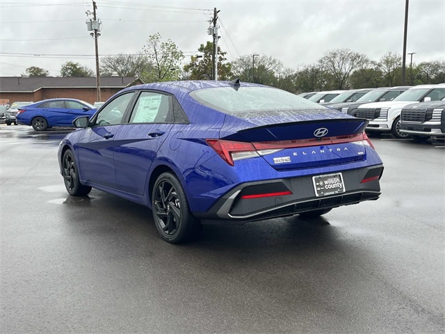 new 2026 Hyundai Elantra Hybrid car, priced at $27,950
