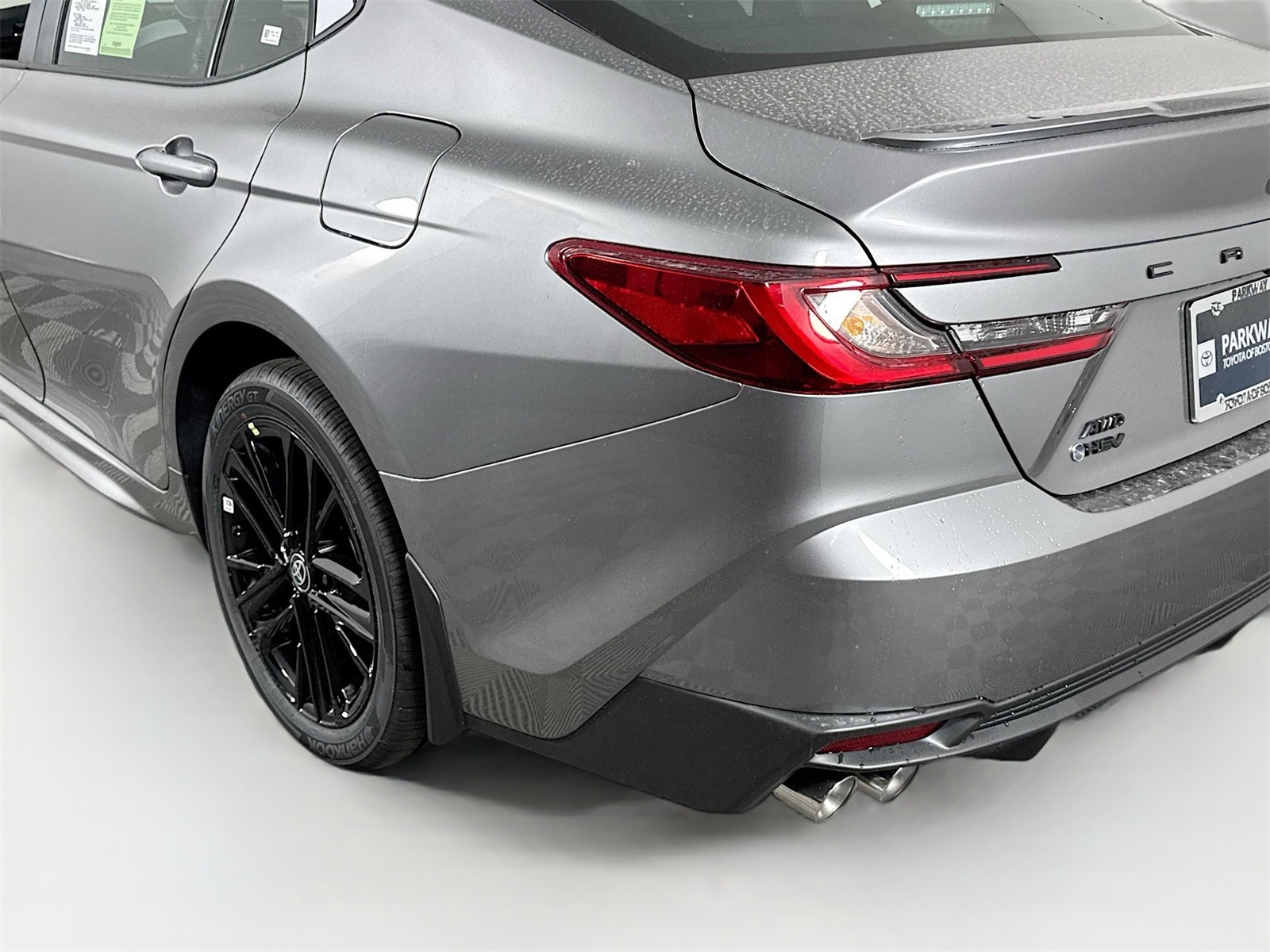 2025 Toyota Camry SE photo 17