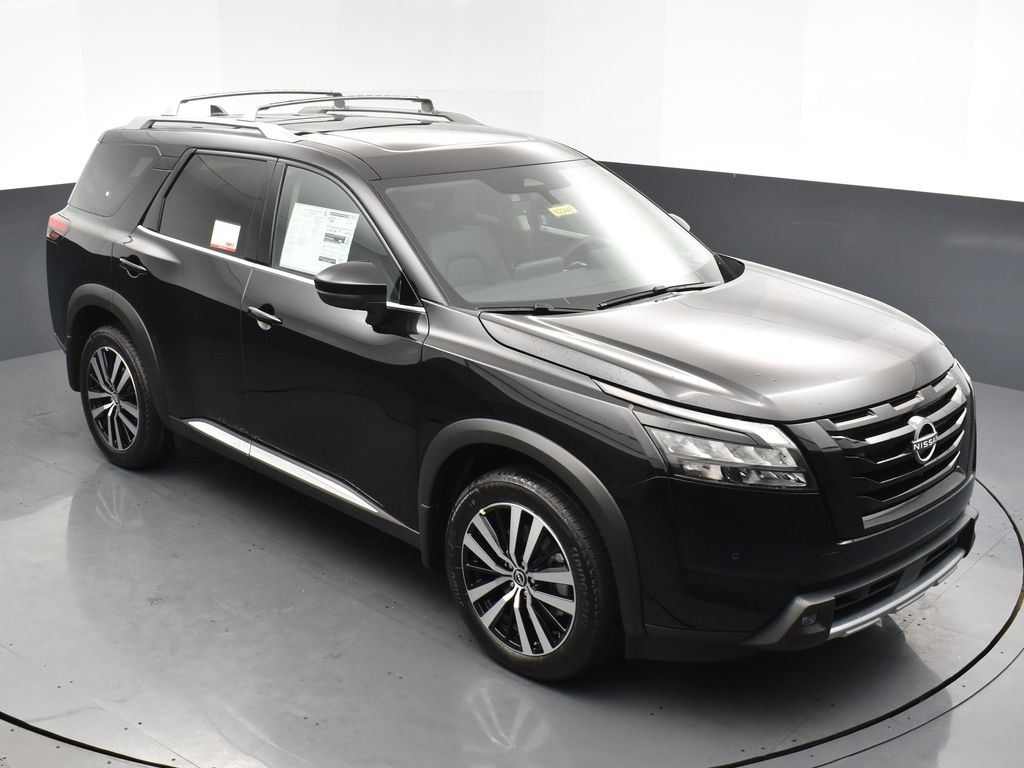 2025 Nissan Pathfinder Platinum photo 23