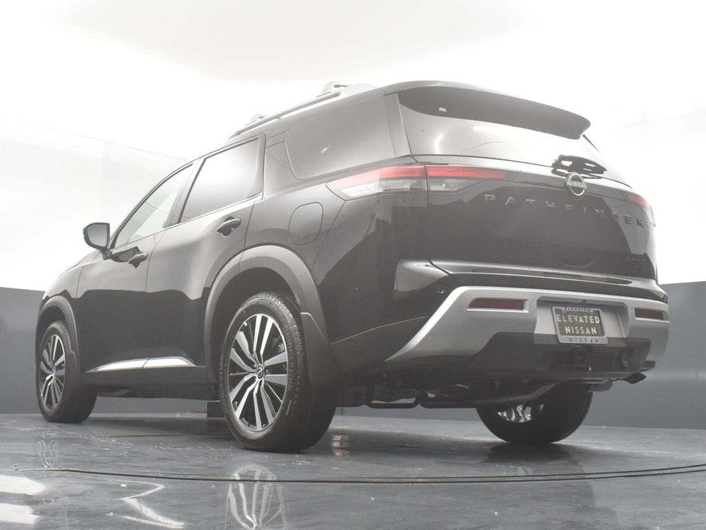 2025 Nissan Pathfinder Platinum photo 27