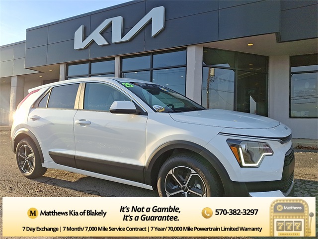 Photo of 2025 KIA NIRO