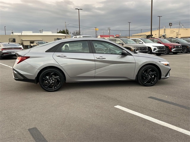 new 2026 Hyundai Elantra Hybrid car, priced at $27,951