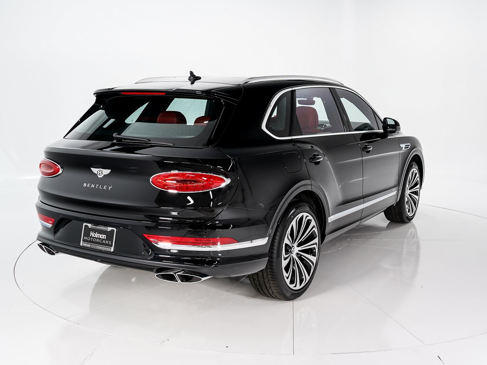 2025 Bentley Bentayga Azure V8 photo 5