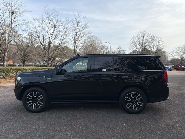 2023 GMC Yukon AT4's photo