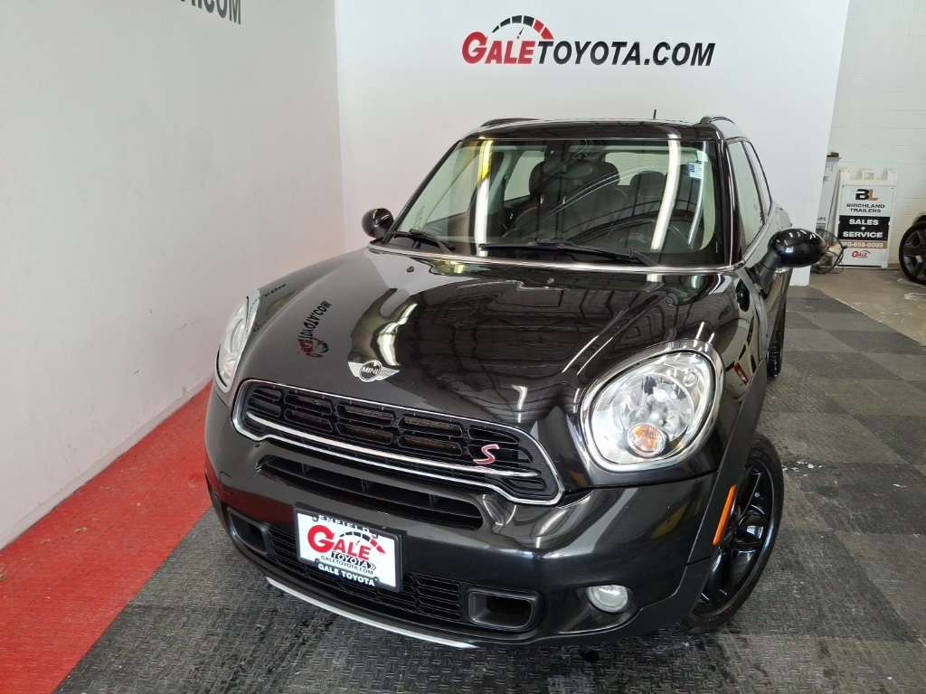 Used 2016 MINI Countryman Countryman S with VIN WMWZC5C5XGWU00266 for sale in Enfield, CT