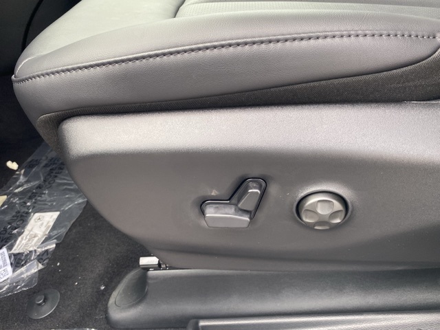 new 2026 Chrysler Pacifica car, priced at $36,586