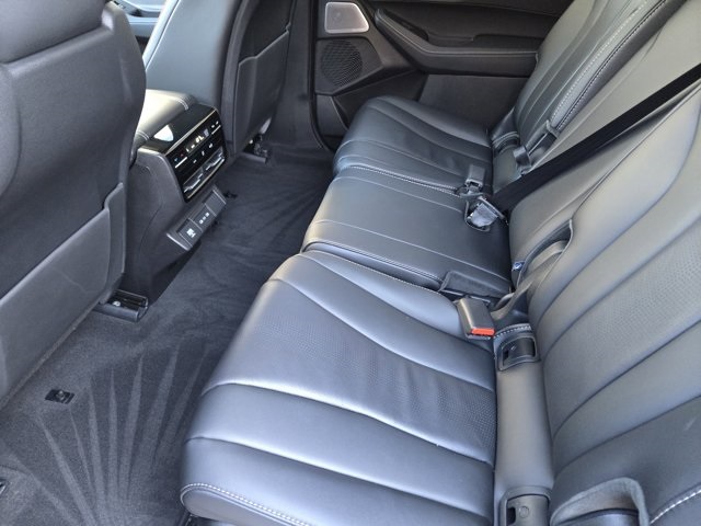 used 2025 Acura MDX car, priced at $50,700