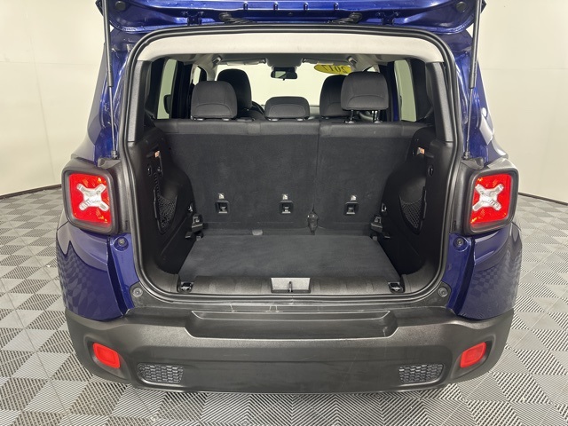 2017 Jeep Renegade Latitude photo 11