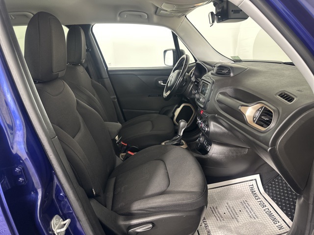 2017 Jeep Renegade Latitude photo 12