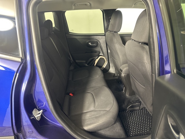 2017 Jeep Renegade Latitude photo 13