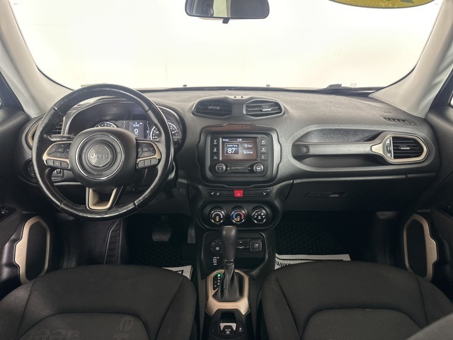 2017 Jeep Renegade Latitude photo 14