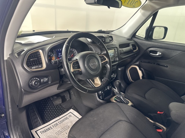 2017 Jeep Renegade Latitude photo 19