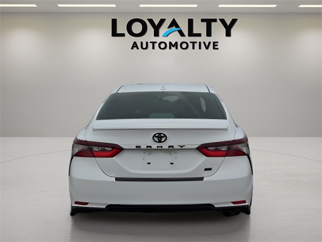 2024 Toyota Camry SE photo 4