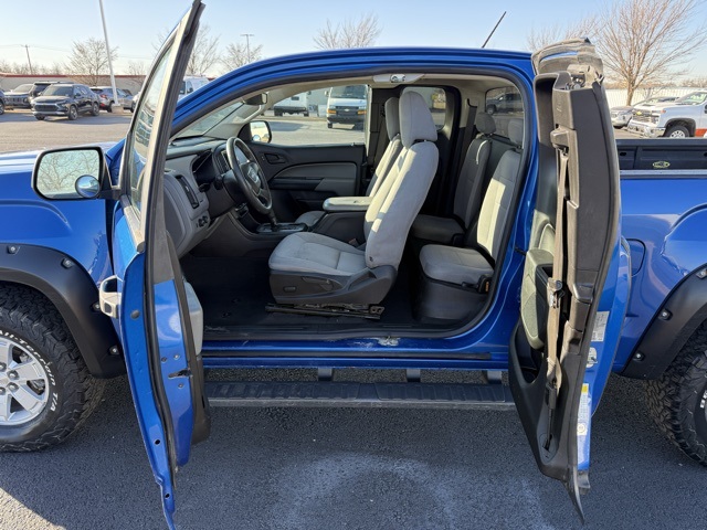 used 2019 GMC Canyon car, priced at $21,555