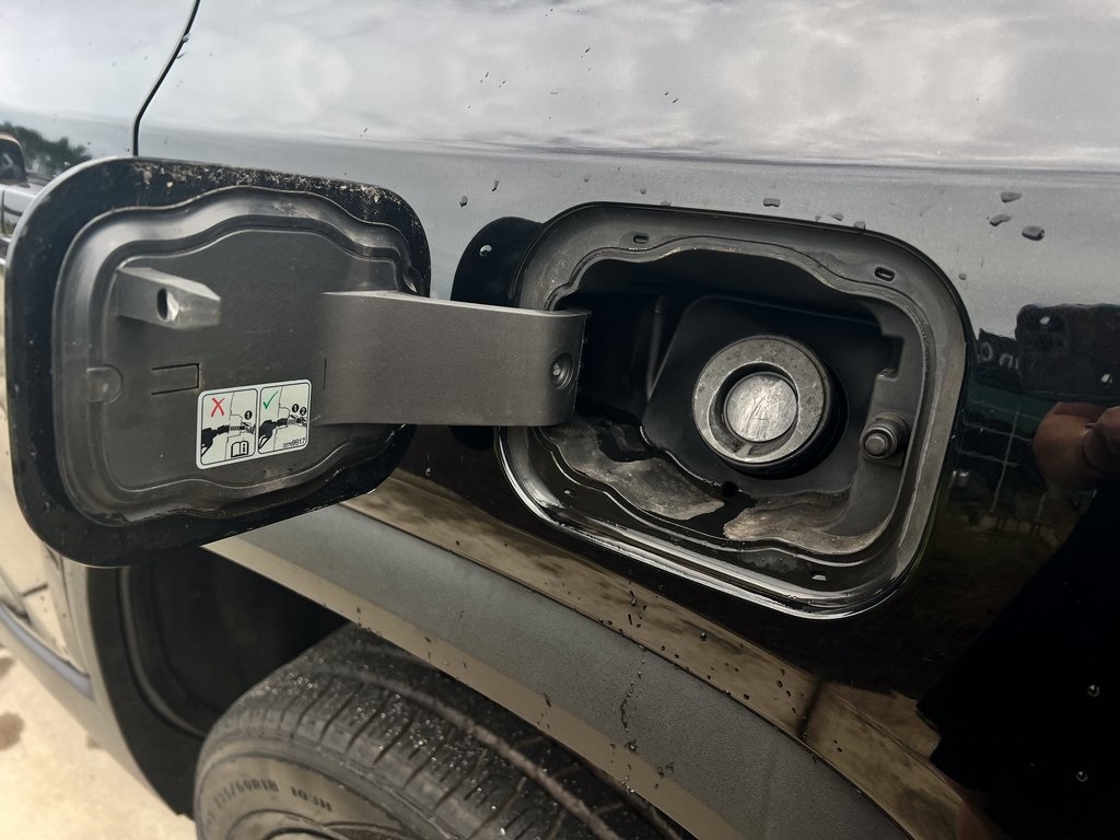 Used 2018 GMC Acadia AWD SUV for sale #SP1337 - photo 28