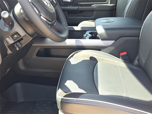 2026 Ram 3500 Laramie photo 15