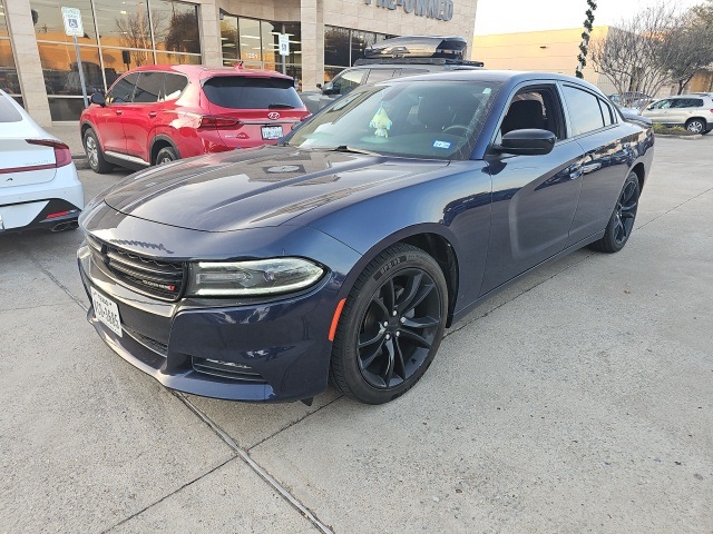 2016 Dodge Charger SXT's photo