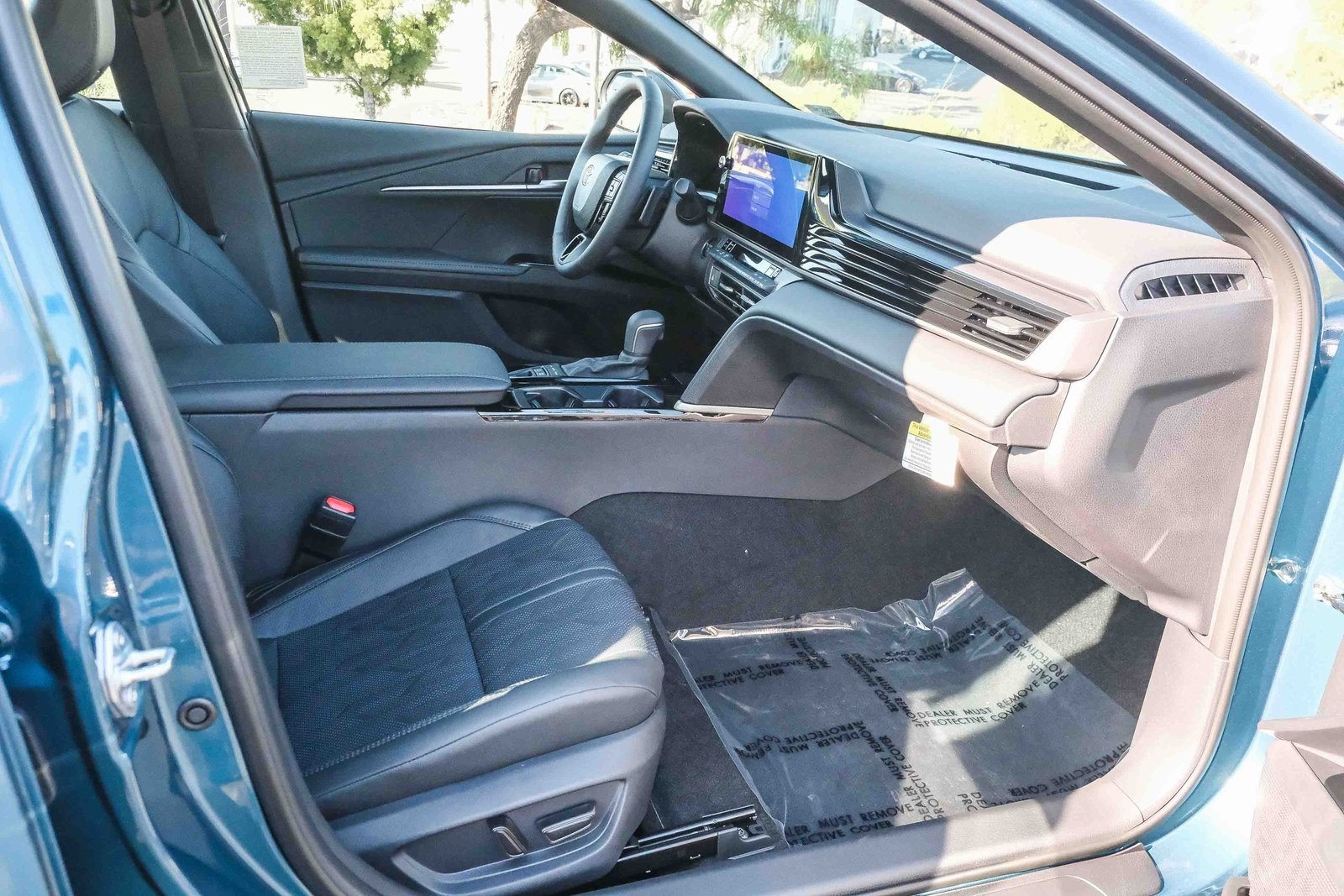 2025 Toyota Camry XSE photo 16