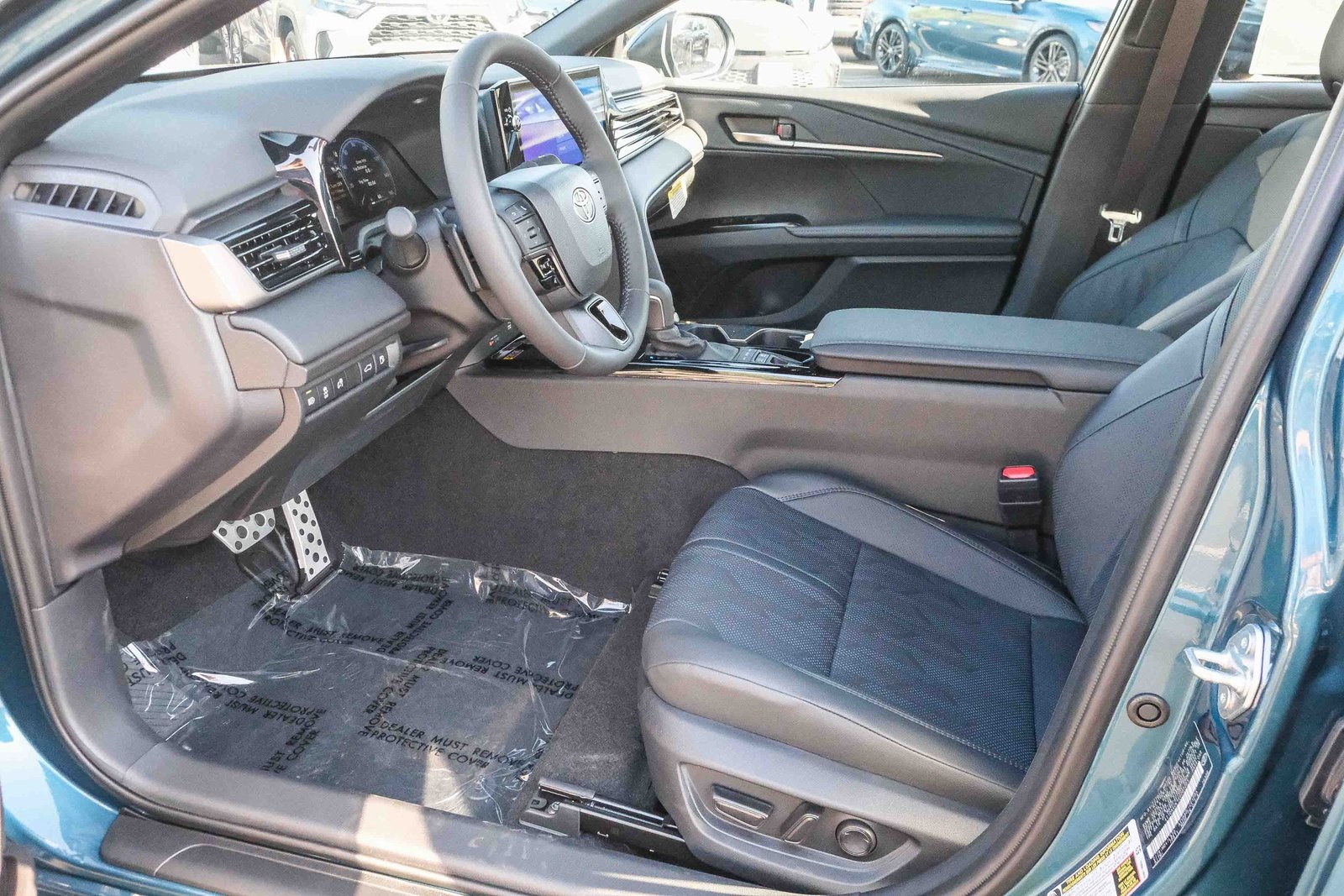 2025 Toyota Camry XSE photo 18
