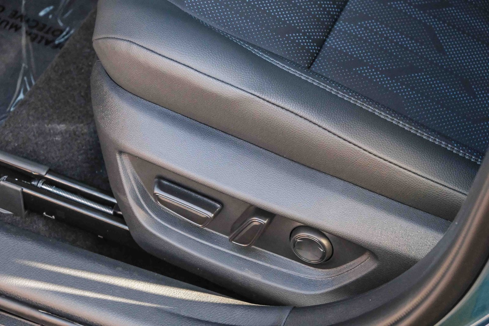 2025 Toyota Camry XSE photo 20