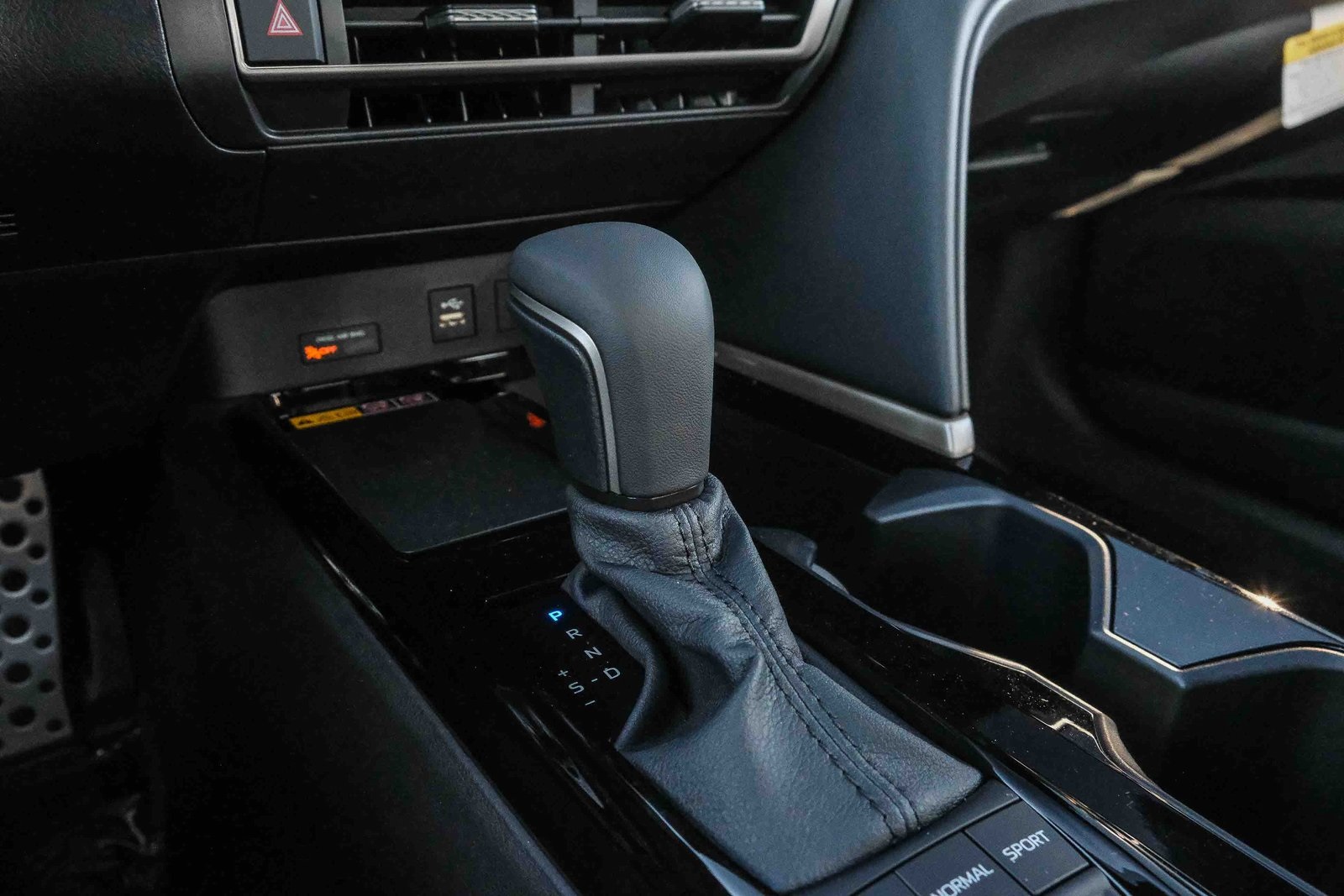 2025 Toyota Camry XSE photo 22
