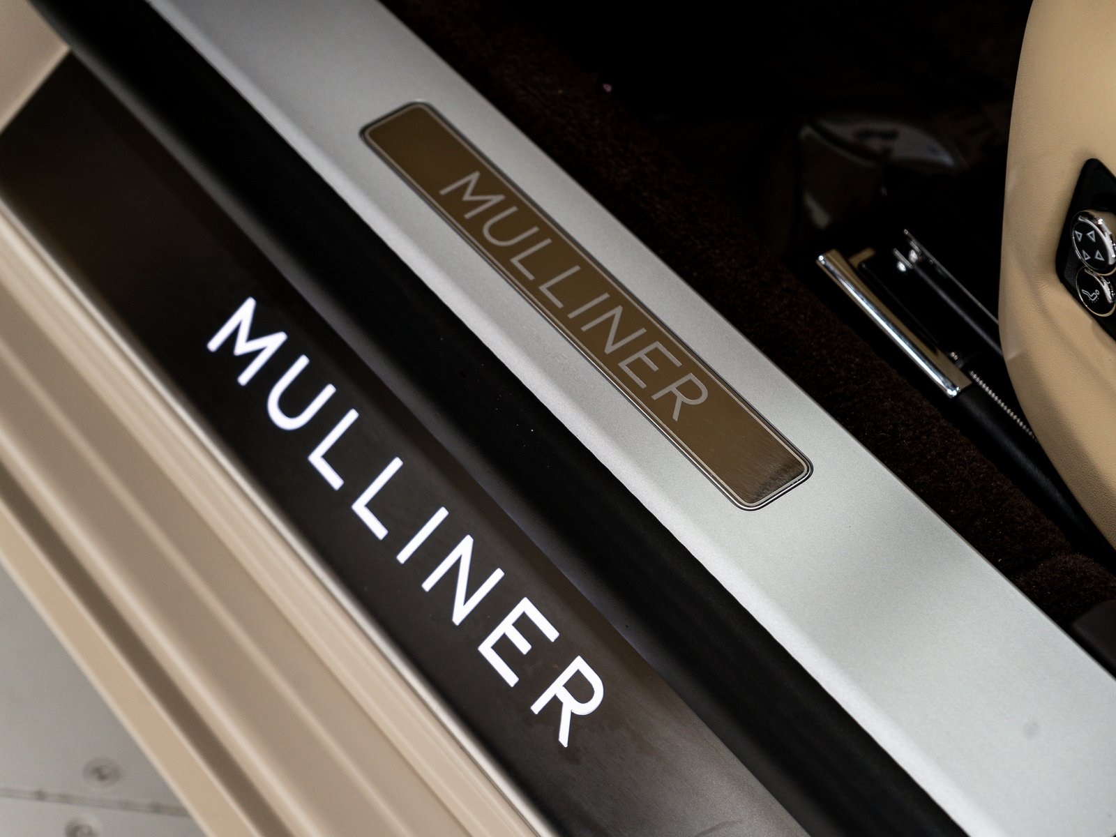 2025 Bentley Flying Spur Mulliner photo 26