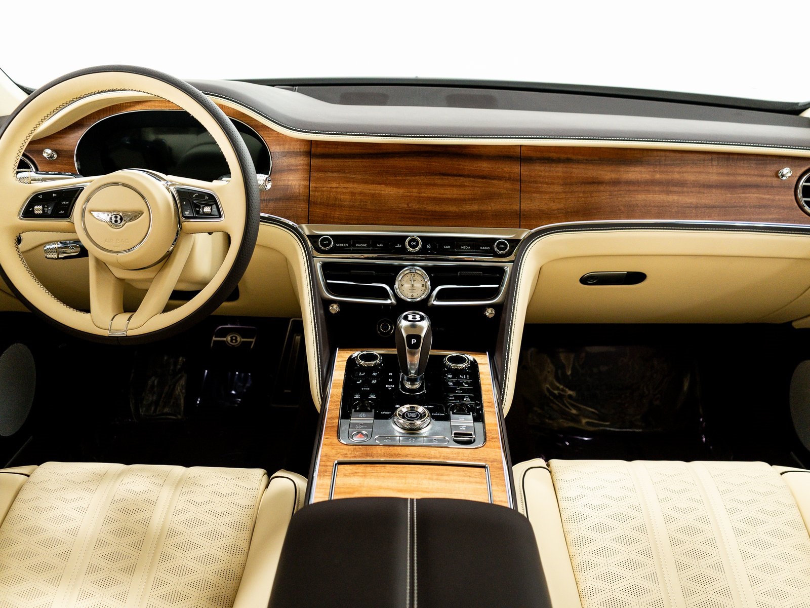 2025 Bentley Flying Spur Mulliner photo 38