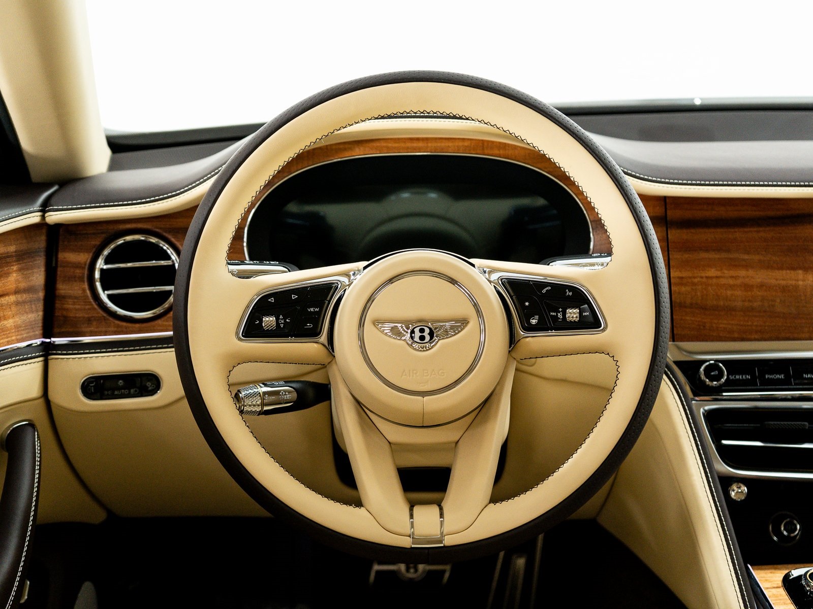 2025 Bentley Flying Spur Mulliner photo 40