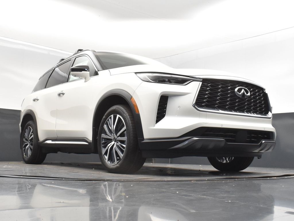 2025 Majestic White/Black Obsidian Infiniti QX60 Autograph AWD SUV