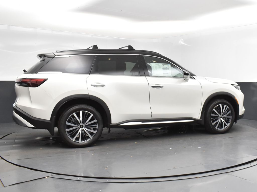 2025 Majestic White/Black Obsidian Infiniti QX60 Autograph AWD SUV