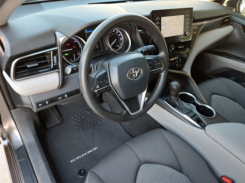 2021 Toyota Camry Hybrid LE photo 11