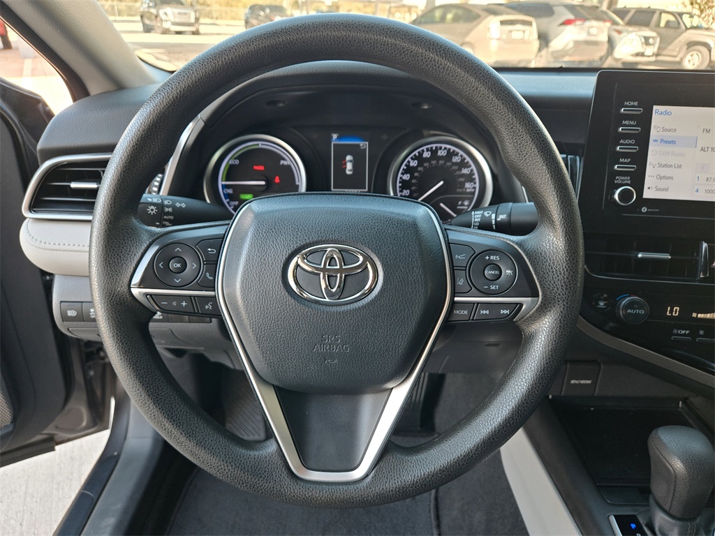 2021 Toyota Camry Hybrid LE photo 14
