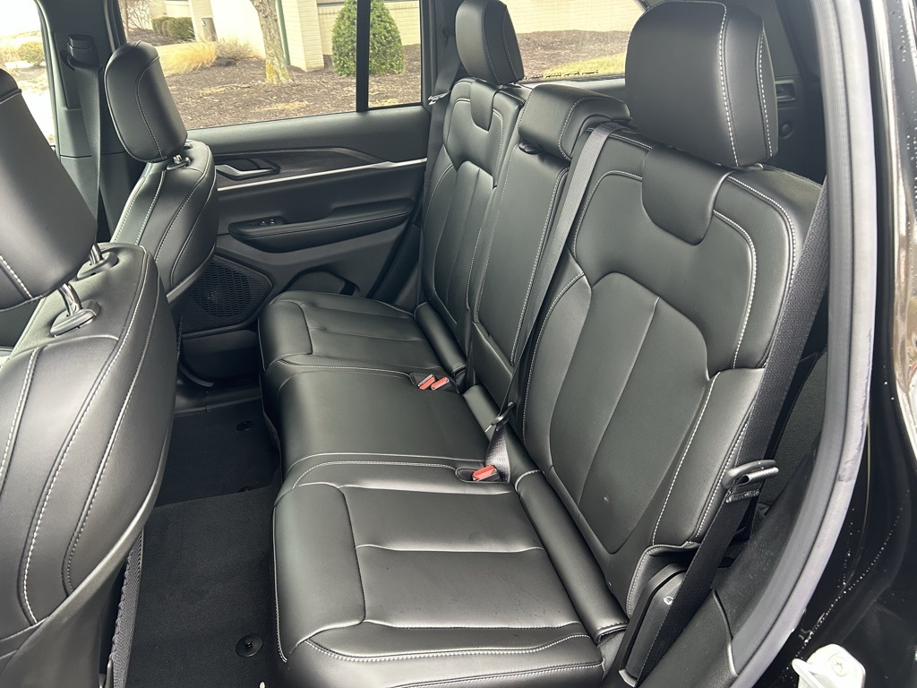 new 2025 Jeep Grand Cherokee car, priced at $50,235