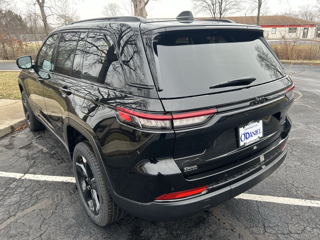 new 2025 Jeep Grand Cherokee car, priced at $50,235