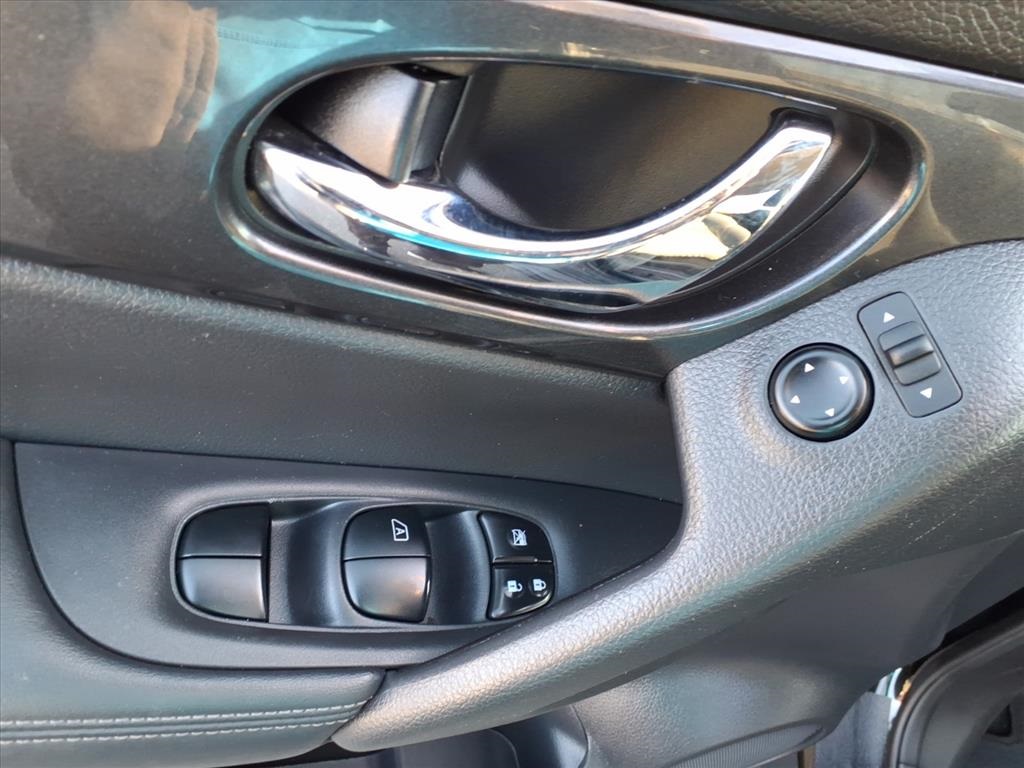 used 2017 Nissan Rogue car, priced at $10,500