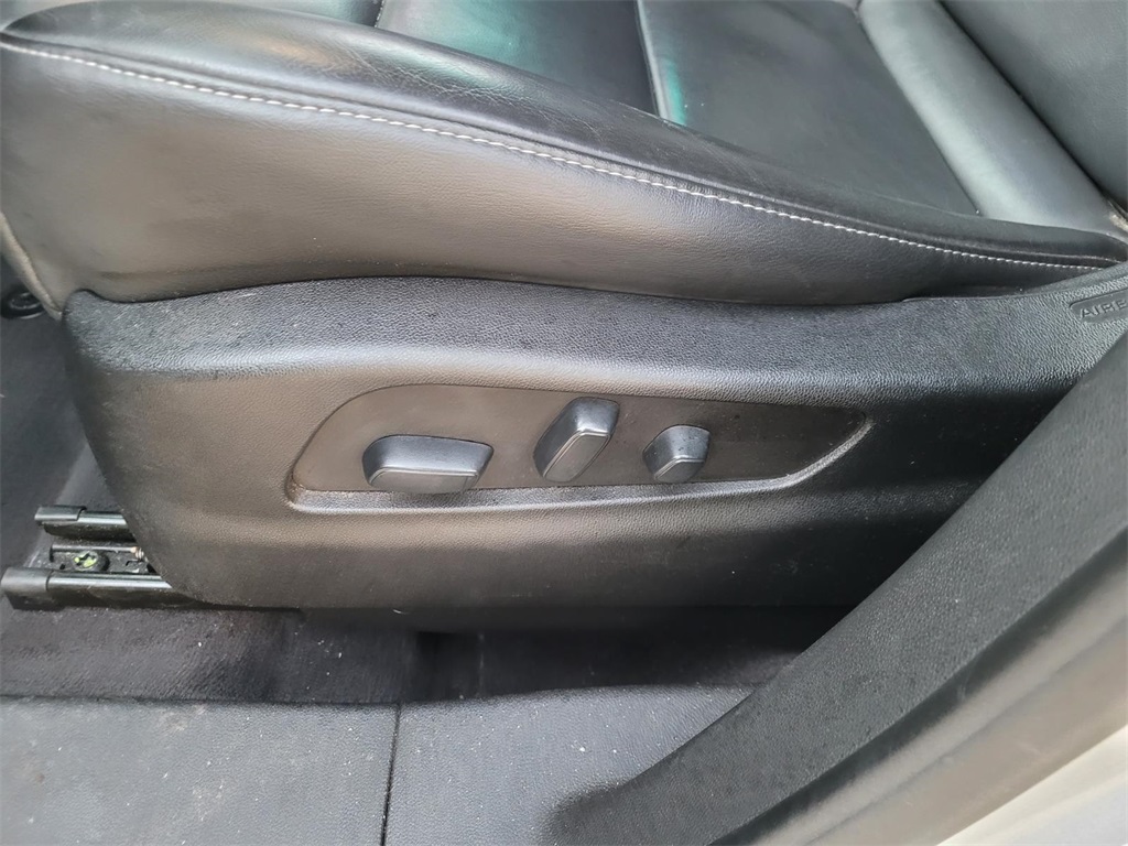 used 2020 Cadillac XT4 car, priced at $16,980