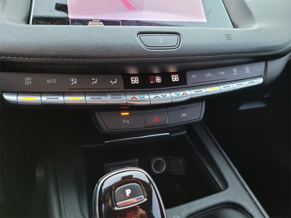 used 2020 Cadillac XT4 car, priced at $16,980