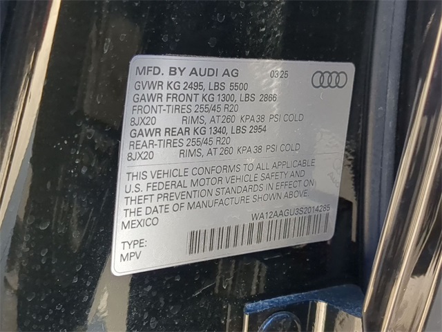new 2025 Audi Q5 car, priced at $61,065
