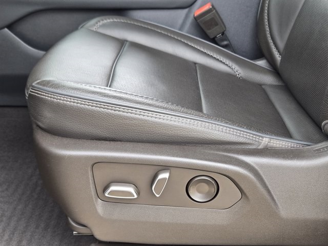 used 2022 GMC Yukon XL car, priced at $52,500